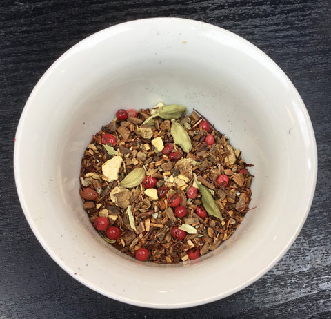 Rooibos Chai au Poivre rose; Rooibos Chai with pink pepper